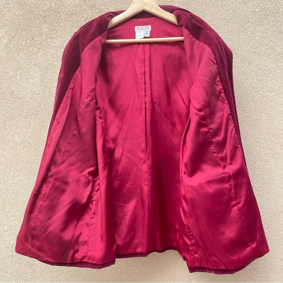 Talbots 🍷 Velour, Notch Collar, 3 button blazer in Cranberry Sz L/14 - Picture 8 of 8